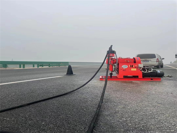 翔安马路路基路面开裂下沉注浆加固灌浆