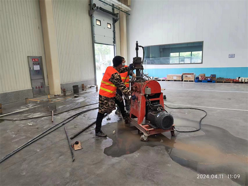 翔安厂房地面下沉塌陷注浆加固施工